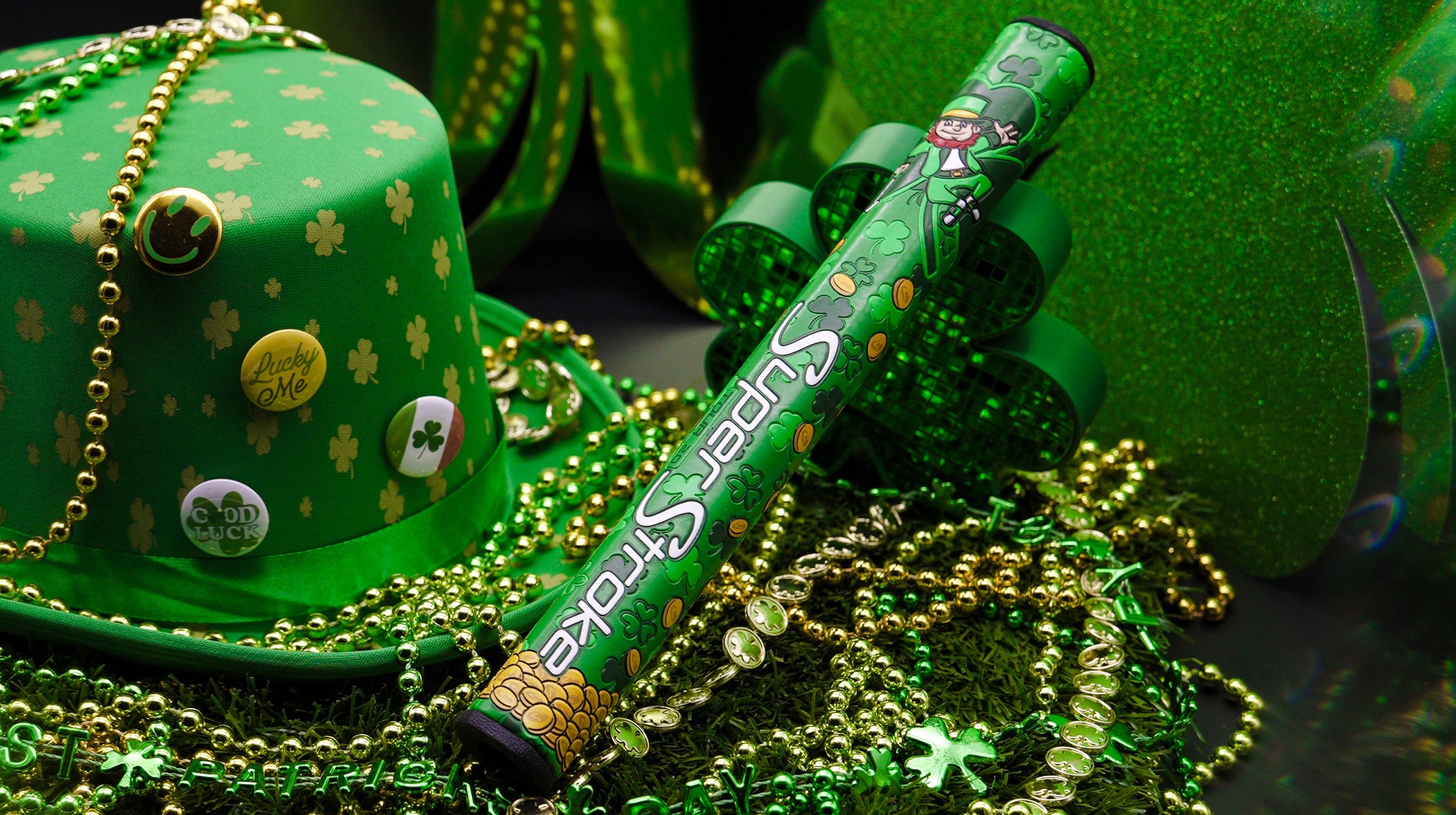 Celebrate St. Patrick's Day With the Limited Edition Pot O' Gold Grip
